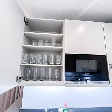 Posh 3 Bedroom Flat With Terrace And Indoor Fireplace In Mayfair, Near Hyde Park Londyn Zewnętrze zdjęcie