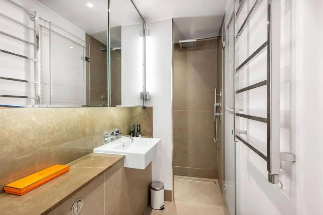 Posh 3 Bedroom Flat With Terrace And Indoor Fireplace In Mayfair, Near Hyde Park Londyn Zewnętrze zdjęcie