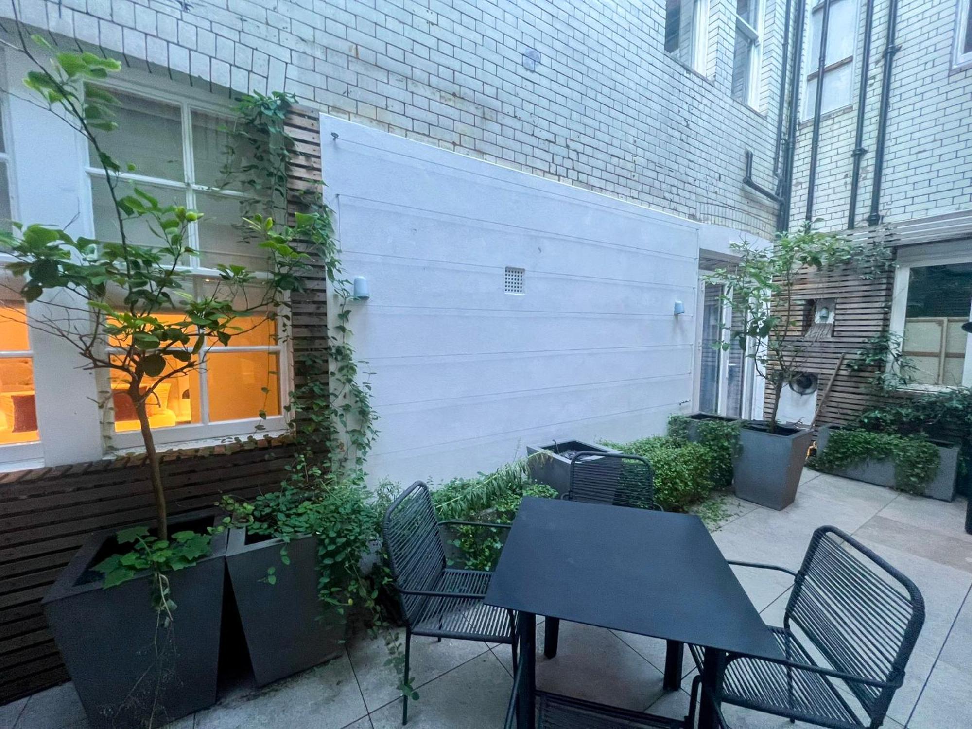 Posh 3 Bedroom Flat With Terrace And Indoor Fireplace In Mayfair, Near Hyde Park Londyn Zewnętrze zdjęcie